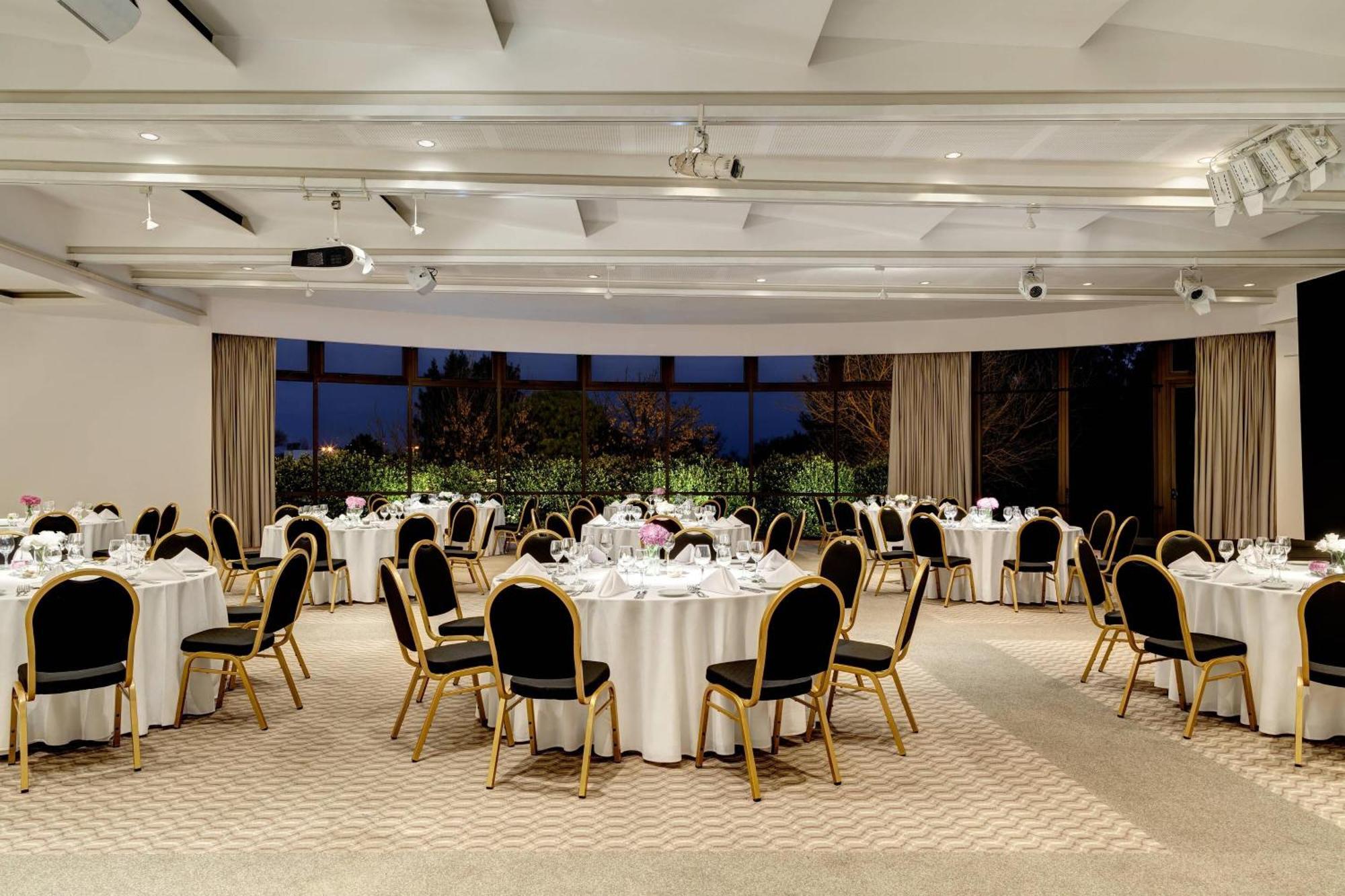 Sheraton Colonia Golf & Spa Resort Колонія-дель-Сакраменто Екстер'єр фото The Westin Palace, Madrid
