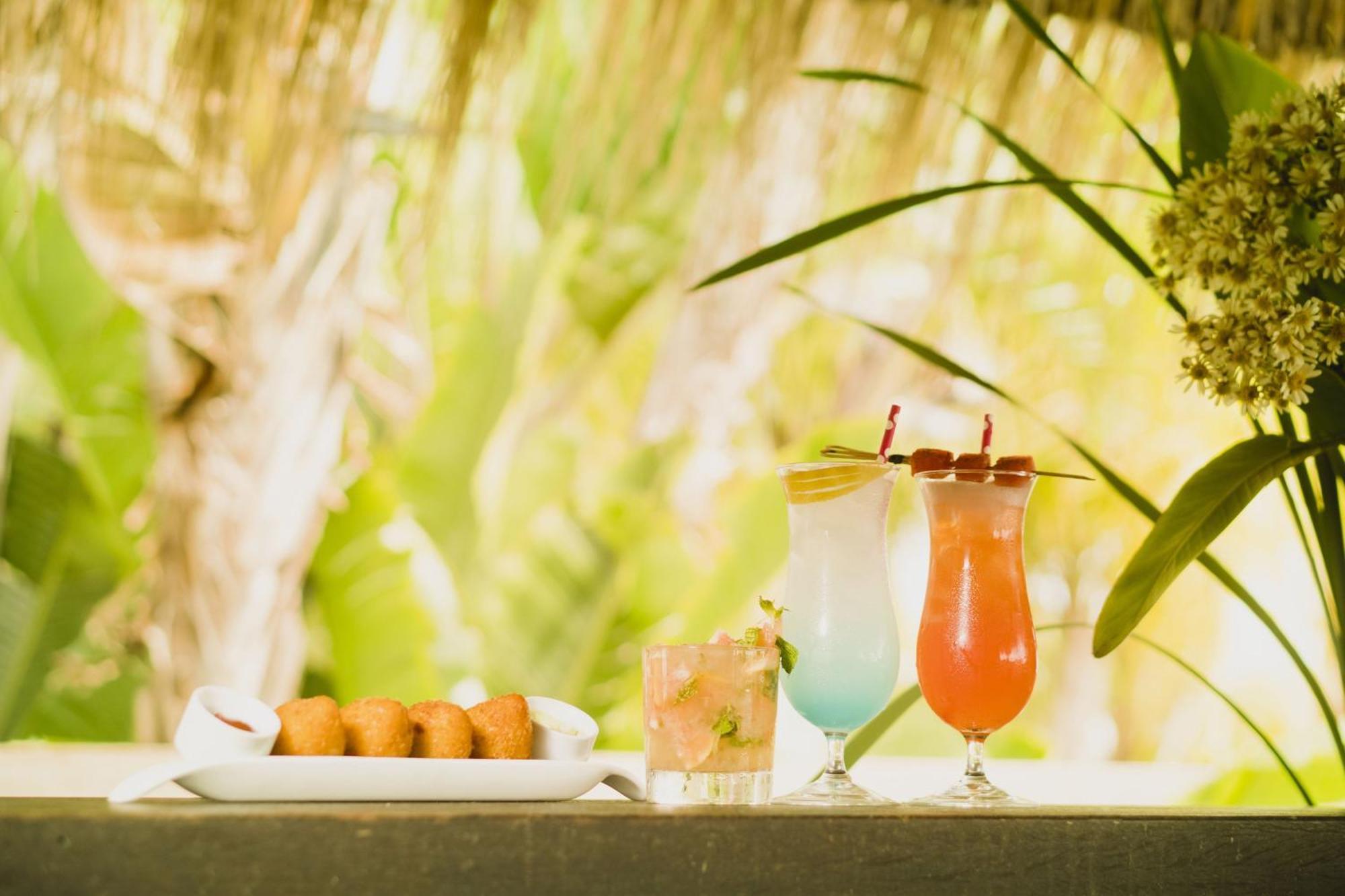 Sheraton Colonia Golf & Spa Resort Колонія-дель-Сакраменто Екстер'єр фото Cocktails