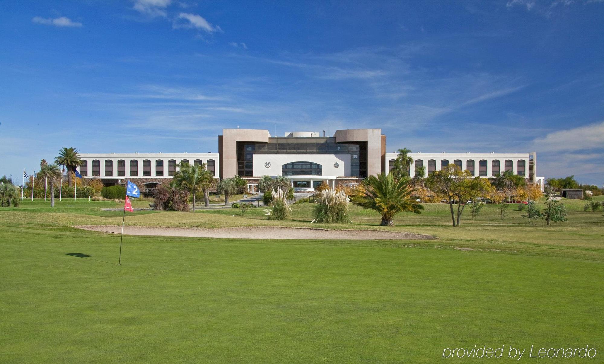 Sheraton Colonia Golf & Spa Resort Колонія-дель-Сакраменто Екстер'єр фото The 2011 LPGA Championship was held at the Arizona Country Club in Scottsdale, Arizona.